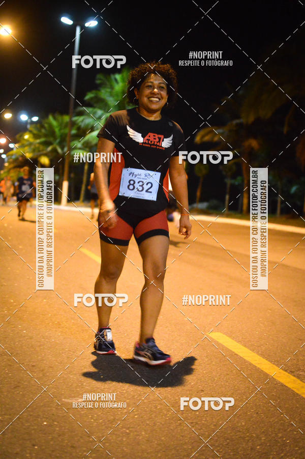 Buy your photos of the eventNight Run 5K 10K Praia Grande on Fotop
