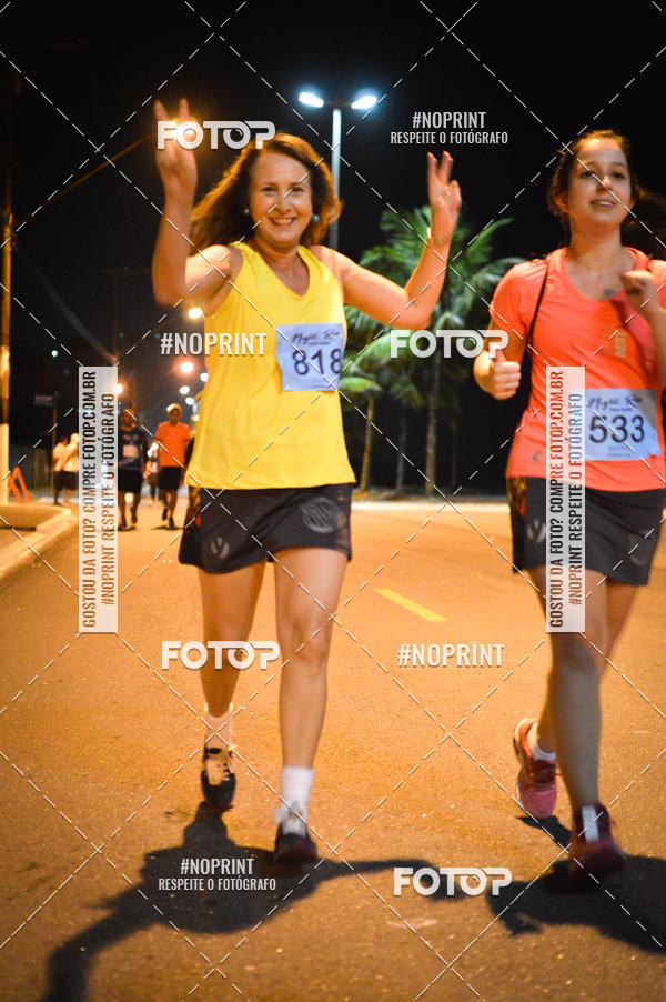 Buy your photos of the eventNight Run 5K 10K Praia Grande on Fotop