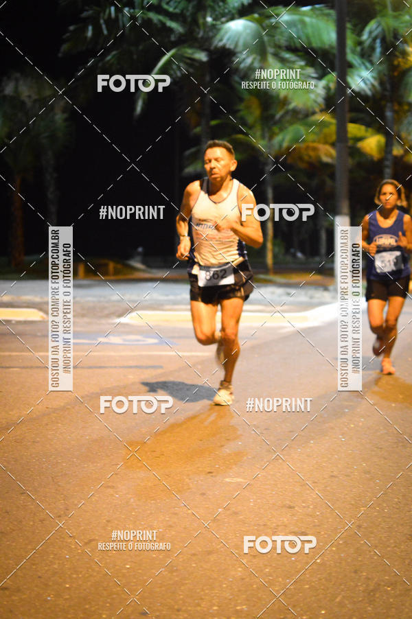 Buy your photos of the eventNight Run 5K 10K Praia Grande on Fotop