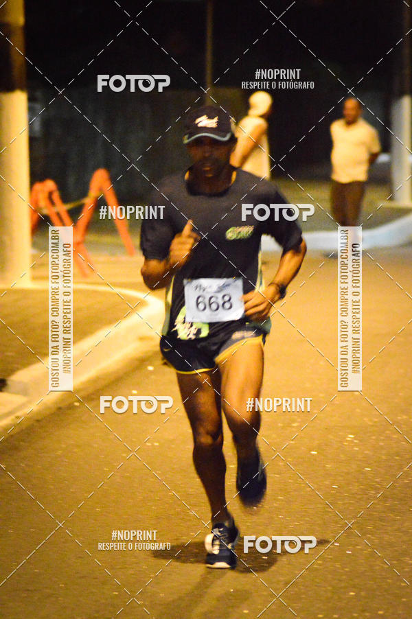 Buy your photos of the eventNight Run 5K 10K Praia Grande on Fotop