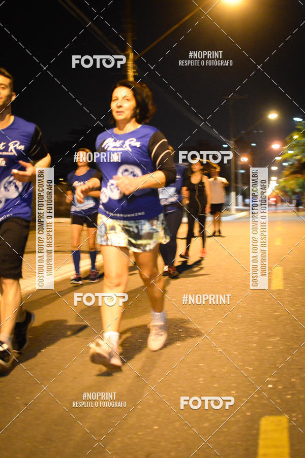 Buy your photos of the eventNight Run 5K 10K Praia Grande on Fotop