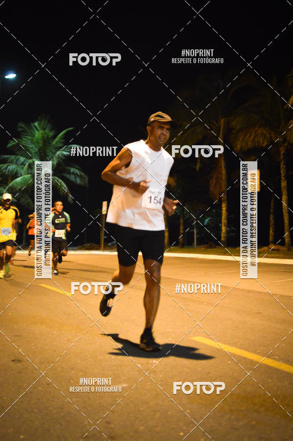 Buy your photos of the eventNight Run 5K 10K Praia Grande on Fotop