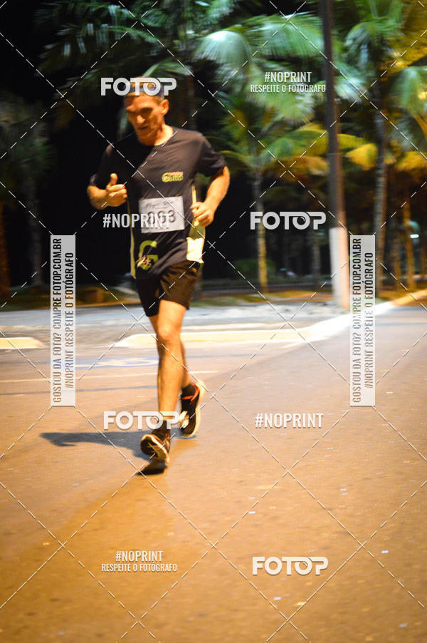 Buy your photos of the eventNight Run 5K 10K Praia Grande on Fotop