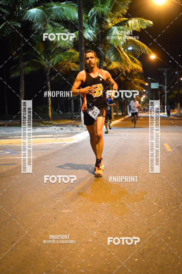 Buy your photos of the eventNight Run 5K 10K Praia Grande on Fotop