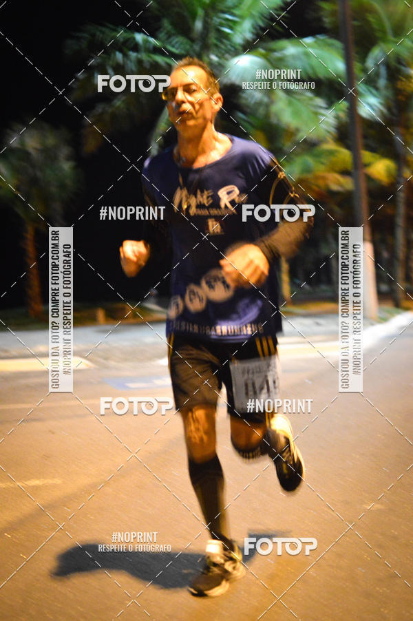 Buy your photos of the eventNight Run 5K 10K Praia Grande on Fotop