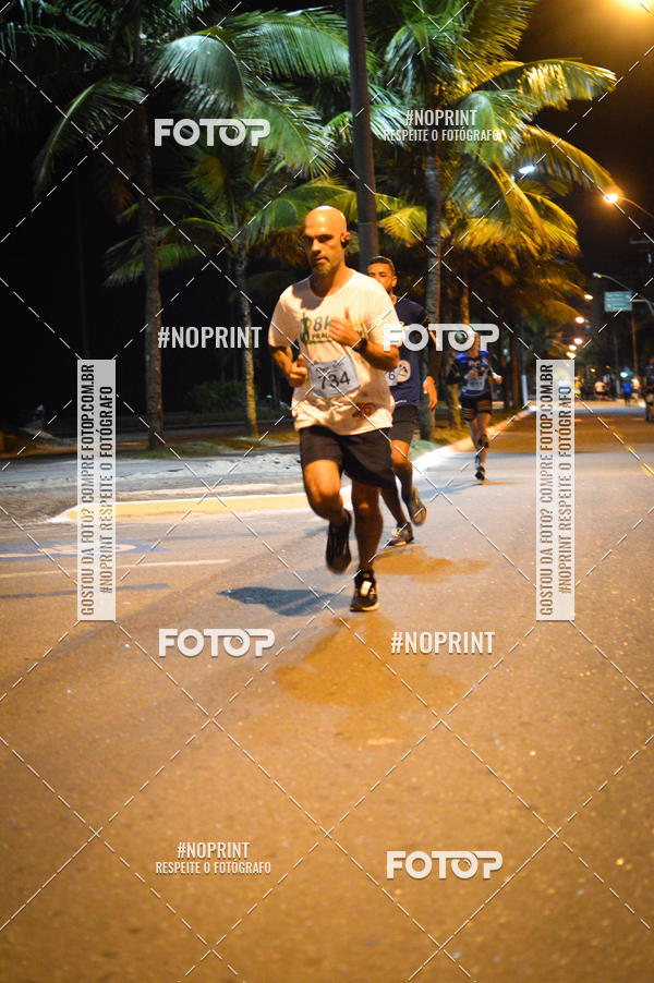 Buy your photos of the eventNight Run 5K 10K Praia Grande on Fotop