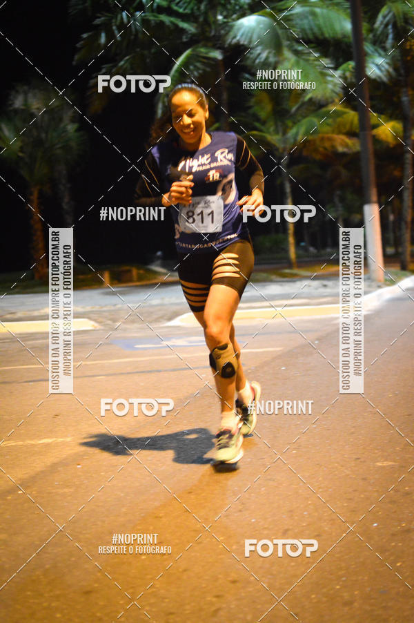 Buy your photos of the eventNight Run 5K 10K Praia Grande on Fotop