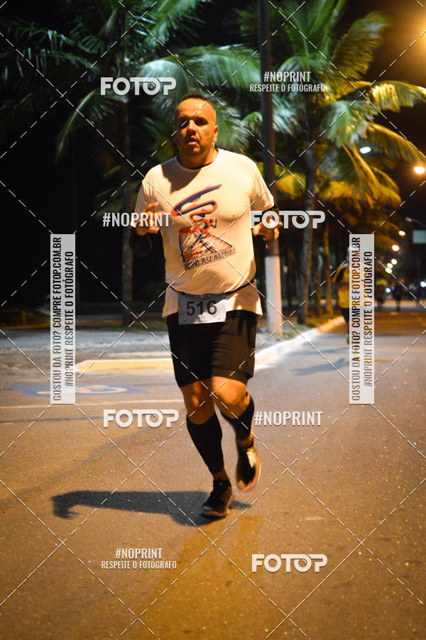 Buy your photos of the eventNight Run 5K 10K Praia Grande on Fotop