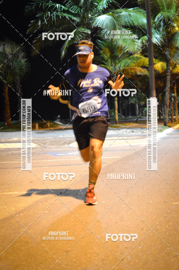 Buy your photos of the eventNight Run 5K 10K Praia Grande on Fotop