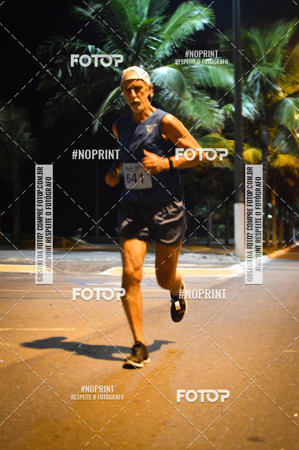 Buy your photos of the eventNight Run 5K 10K Praia Grande on Fotop