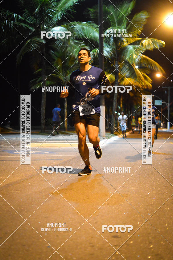 Buy your photos of the eventNight Run 5K 10K Praia Grande on Fotop