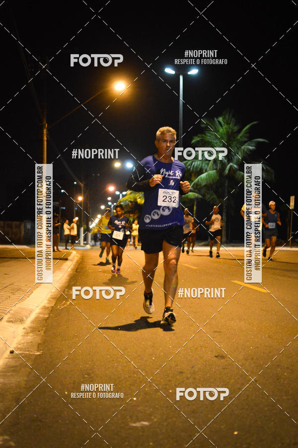 Buy your photos of the eventNight Run 5K 10K Praia Grande on Fotop