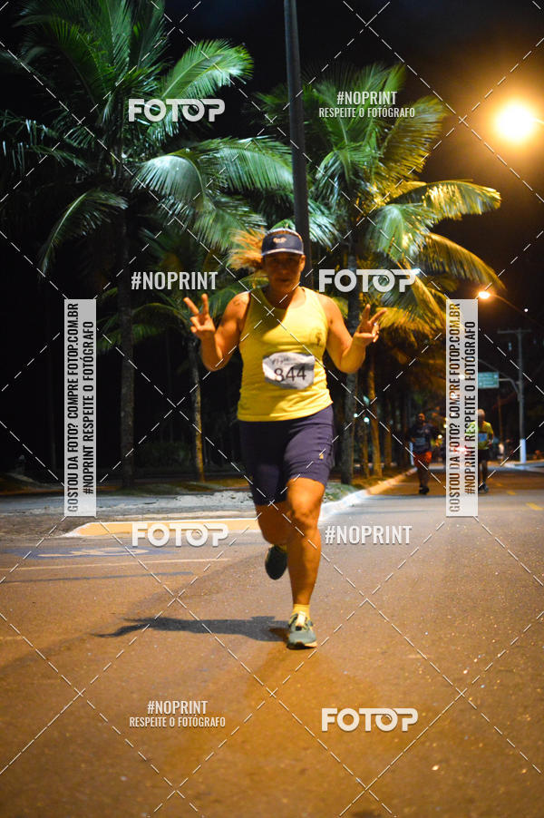 Buy your photos of the eventNight Run 5K 10K Praia Grande on Fotop
