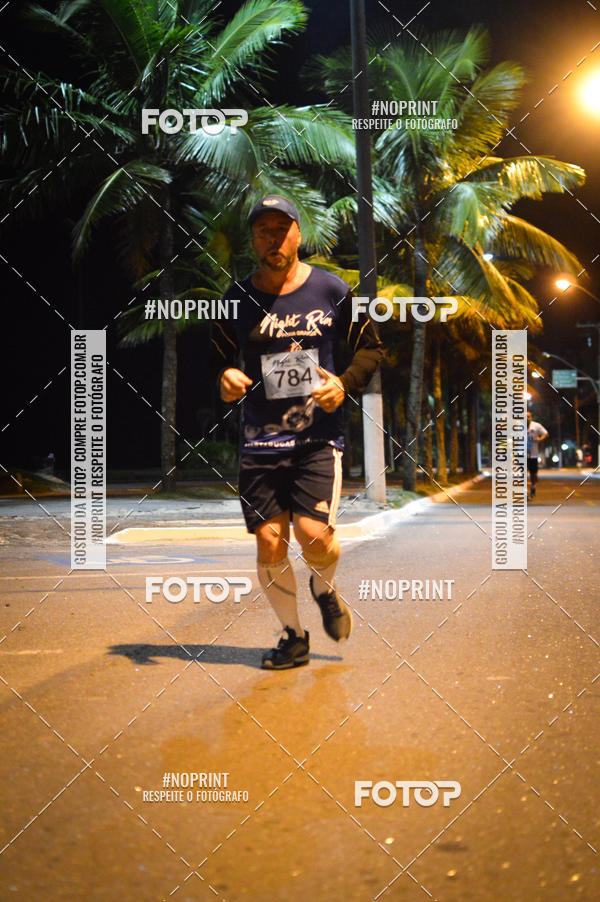 Buy your photos of the eventNight Run 5K 10K Praia Grande on Fotop