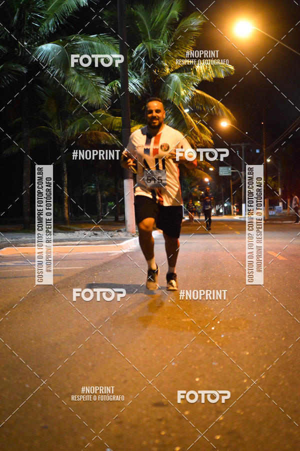 Buy your photos of the eventNight Run 5K 10K Praia Grande on Fotop