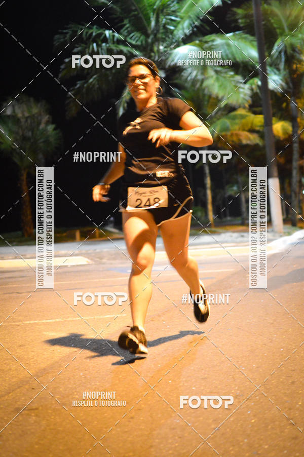 Buy your photos of the eventNight Run 5K 10K Praia Grande on Fotop