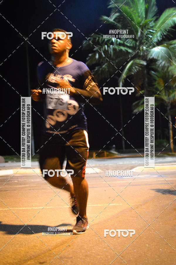 Buy your photos of the eventNight Run 5K 10K Praia Grande on Fotop