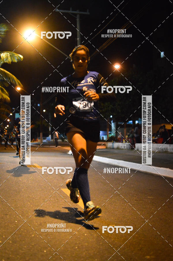 Buy your photos of the eventNight Run 5K 10K Praia Grande on Fotop