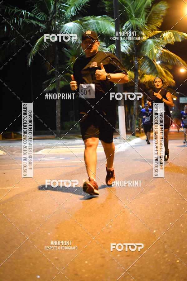 Buy your photos of the eventNight Run 5K 10K Praia Grande on Fotop