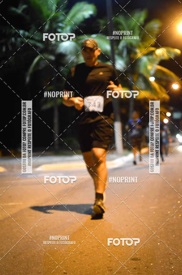 Buy your photos of the eventNight Run 5K 10K Praia Grande on Fotop