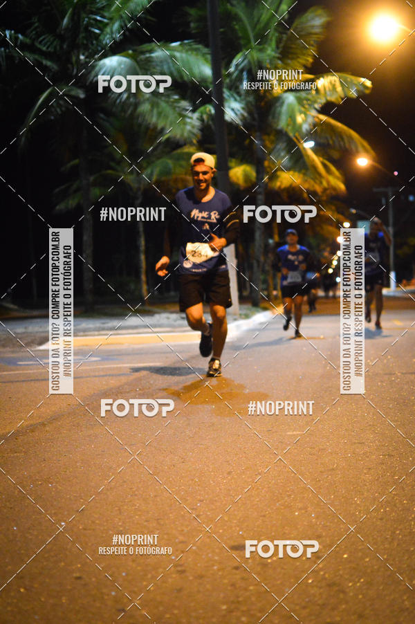Buy your photos of the eventNight Run 5K 10K Praia Grande on Fotop