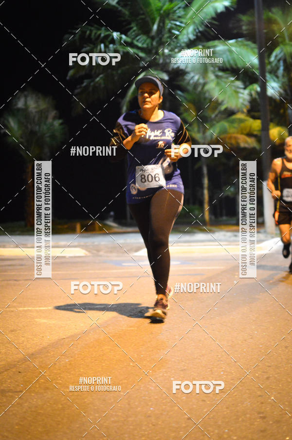 Buy your photos of the eventNight Run 5K 10K Praia Grande on Fotop