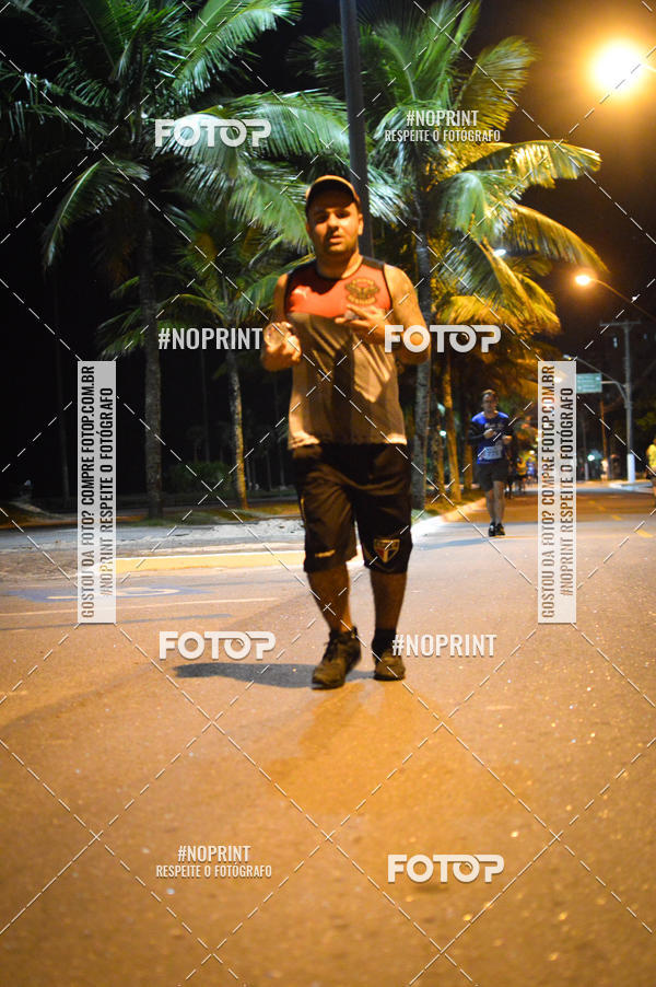 Buy your photos of the eventNight Run 5K 10K Praia Grande on Fotop