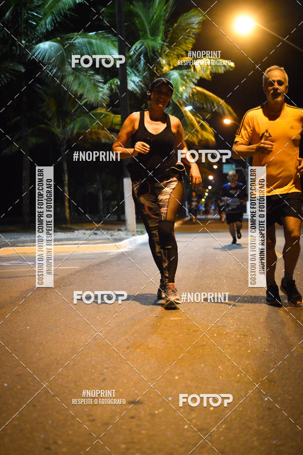 Buy your photos of the eventNight Run 5K 10K Praia Grande on Fotop