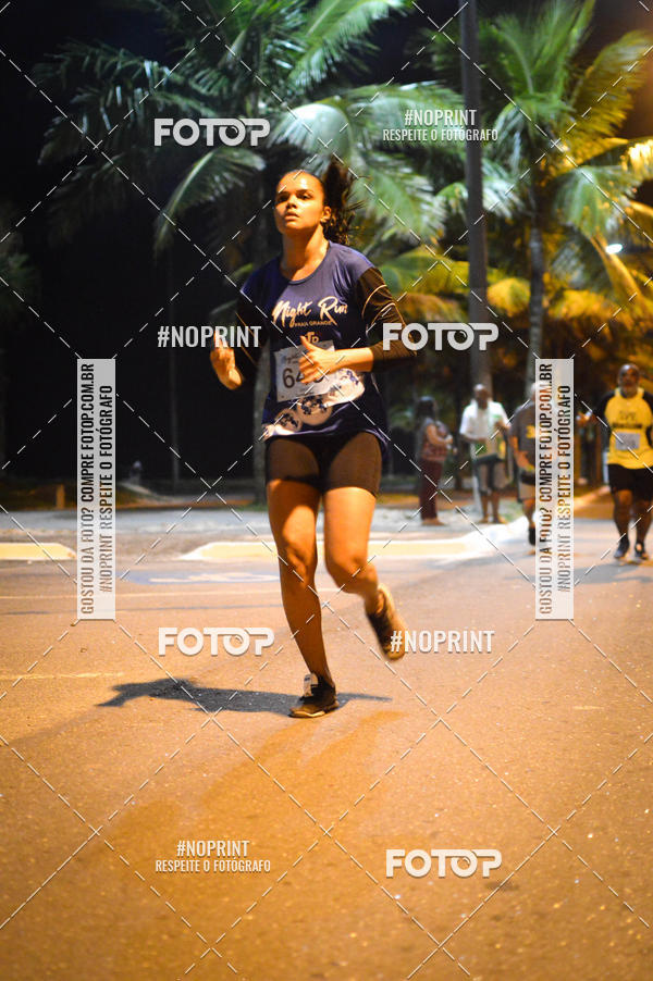 Buy your photos of the eventNight Run 5K 10K Praia Grande on Fotop