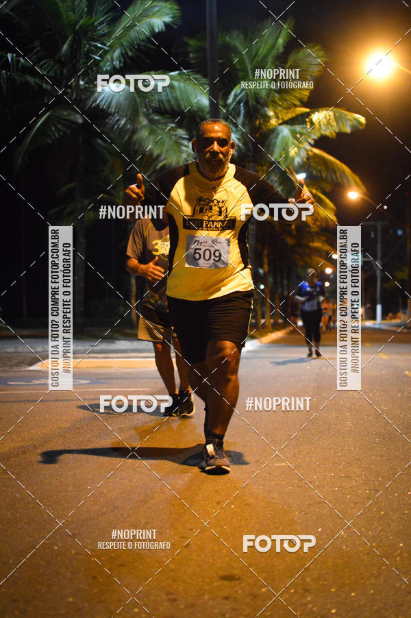 Buy your photos of the eventNight Run 5K 10K Praia Grande on Fotop