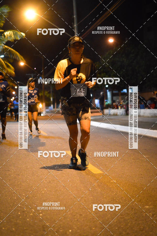 Buy your photos of the eventNight Run 5K 10K Praia Grande on Fotop