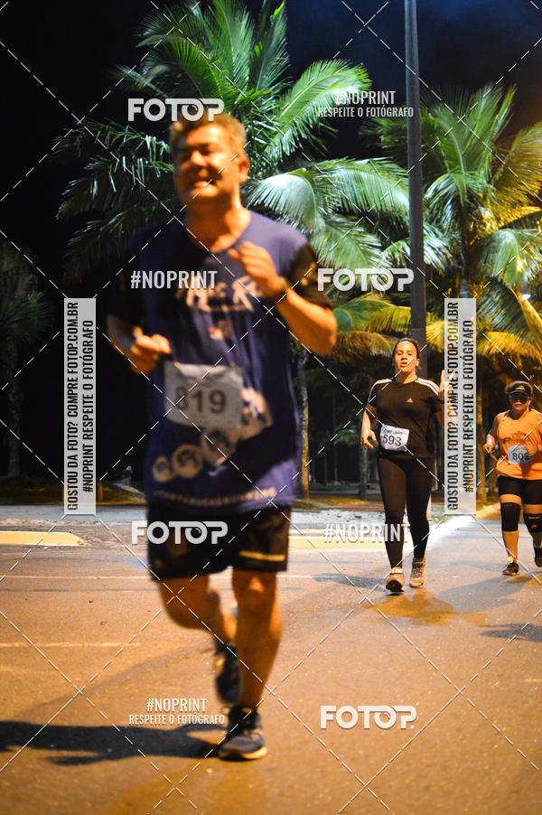Buy your photos of the eventNight Run 5K 10K Praia Grande on Fotop