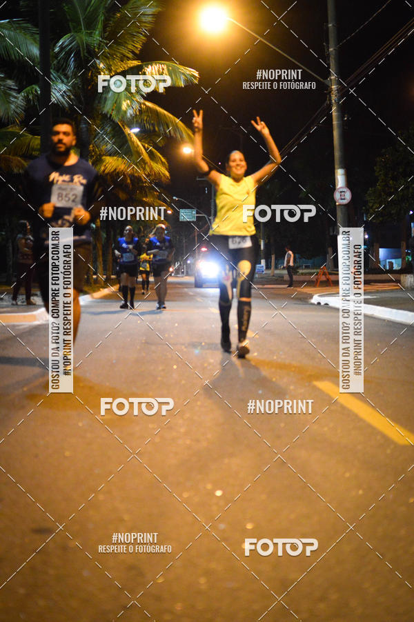 Buy your photos of the eventNight Run 5K 10K Praia Grande on Fotop