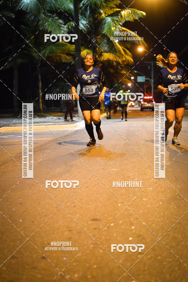 Buy your photos of the eventNight Run 5K 10K Praia Grande on Fotop