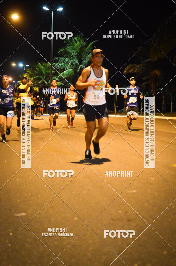 Buy your photos of the eventNight Run 5K 10K Praia Grande on Fotop