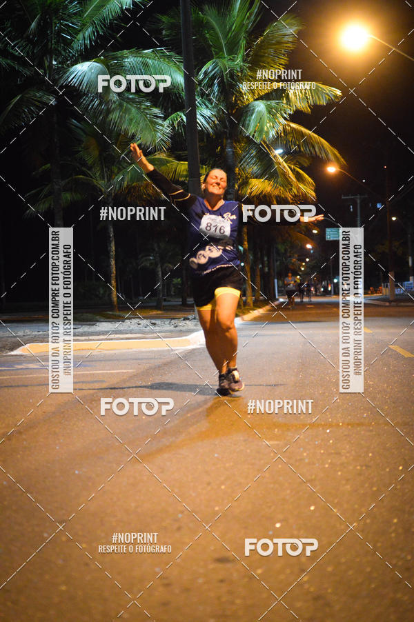 Buy your photos of the eventNight Run 5K 10K Praia Grande on Fotop