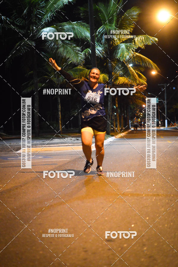 Buy your photos of the eventNight Run 5K 10K Praia Grande on Fotop