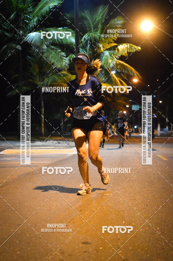 Buy your photos of the eventNight Run 5K 10K Praia Grande on Fotop