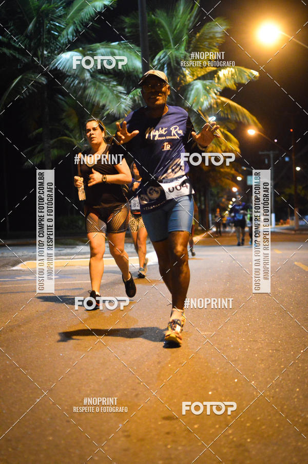 Buy your photos of the eventNight Run 5K 10K Praia Grande on Fotop
