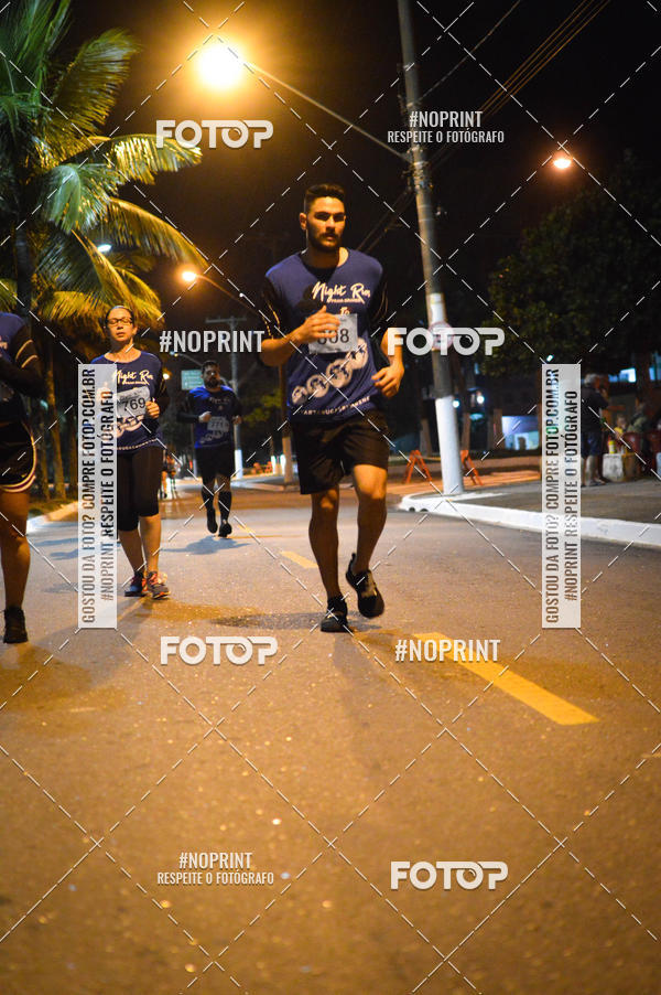 Buy your photos of the eventNight Run 5K 10K Praia Grande on Fotop