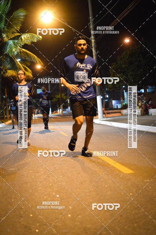 Buy your photos of the eventNight Run 5K 10K Praia Grande on Fotop