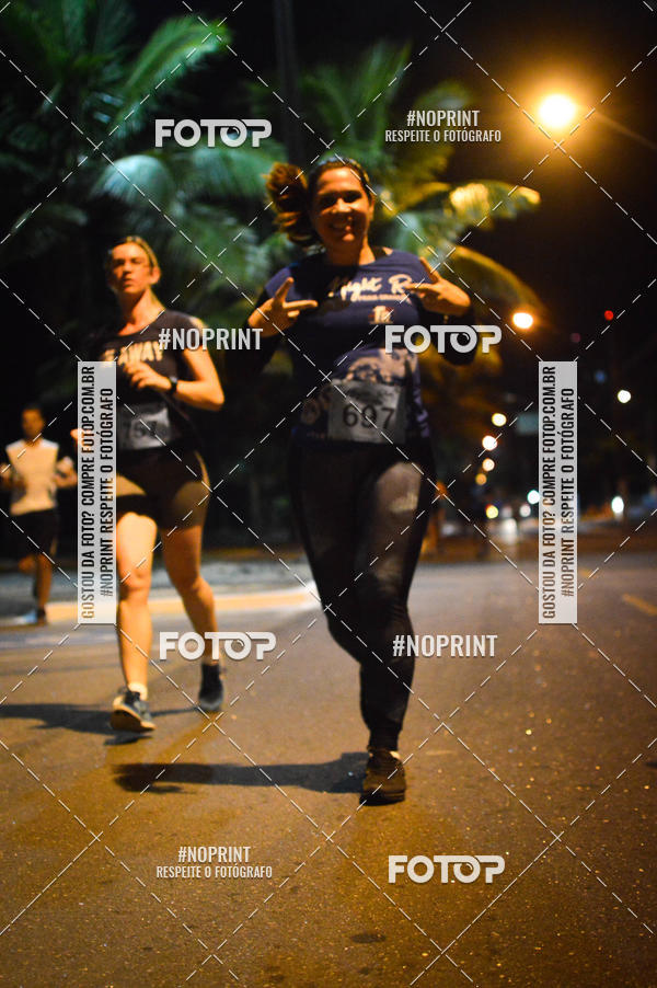 Buy your photos of the eventNight Run 5K 10K Praia Grande on Fotop