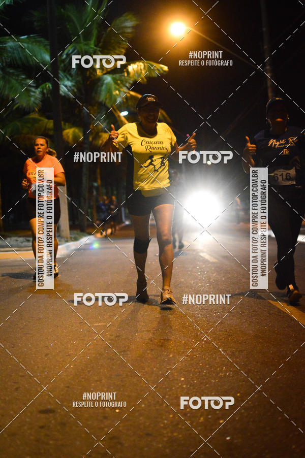 Buy your photos of the eventNight Run 5K 10K Praia Grande on Fotop