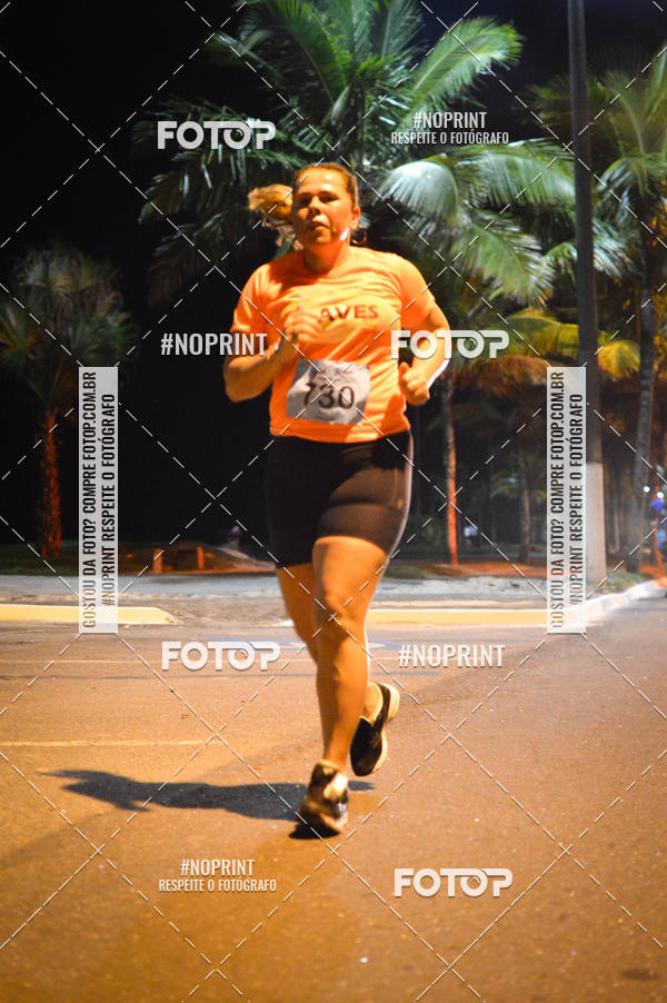 Buy your photos of the eventNight Run 5K 10K Praia Grande on Fotop