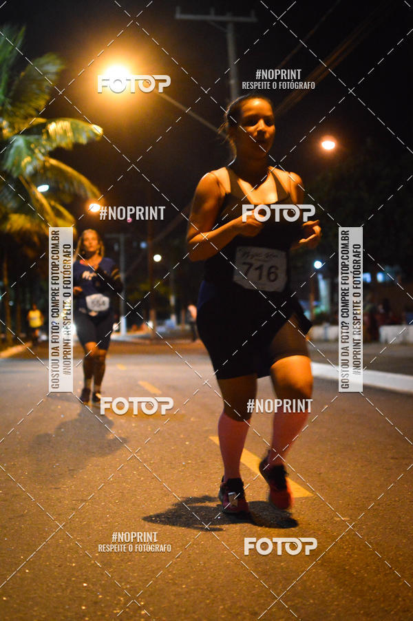 Buy your photos of the eventNight Run 5K 10K Praia Grande on Fotop
