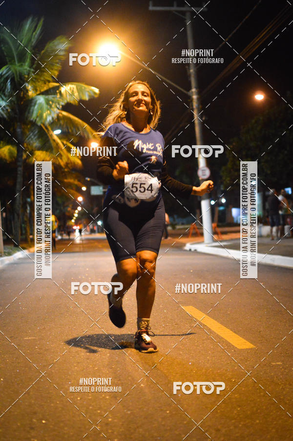 Buy your photos of the eventNight Run 5K 10K Praia Grande on Fotop