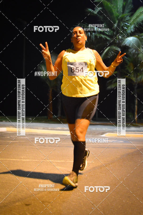 Buy your photos of the eventNight Run 5K 10K Praia Grande on Fotop