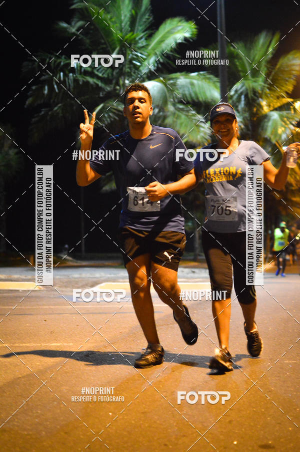 Buy your photos of the eventNight Run 5K 10K Praia Grande on Fotop