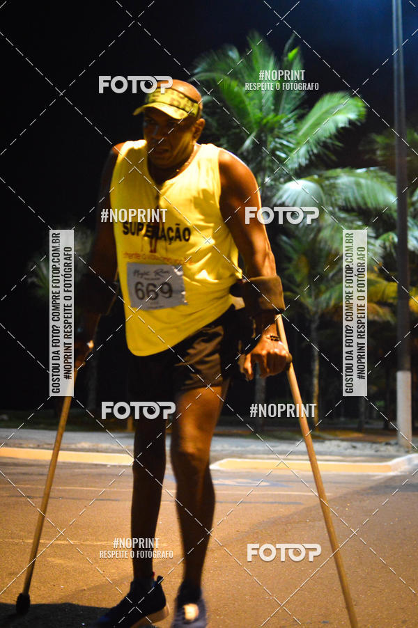 Buy your photos of the eventNight Run 5K 10K Praia Grande on Fotop