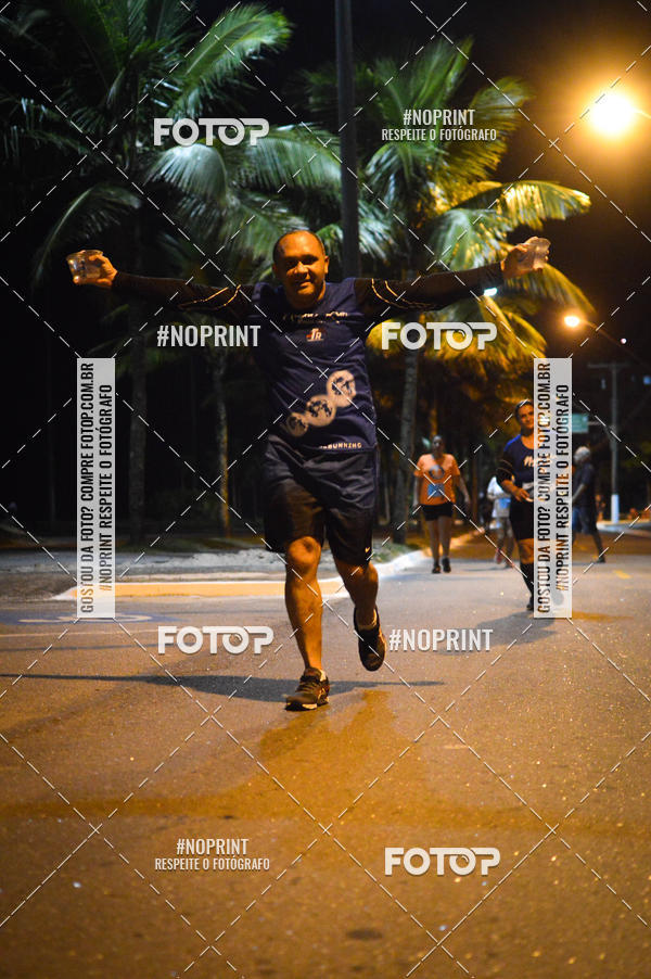 Buy your photos of the eventNight Run 5K 10K Praia Grande on Fotop